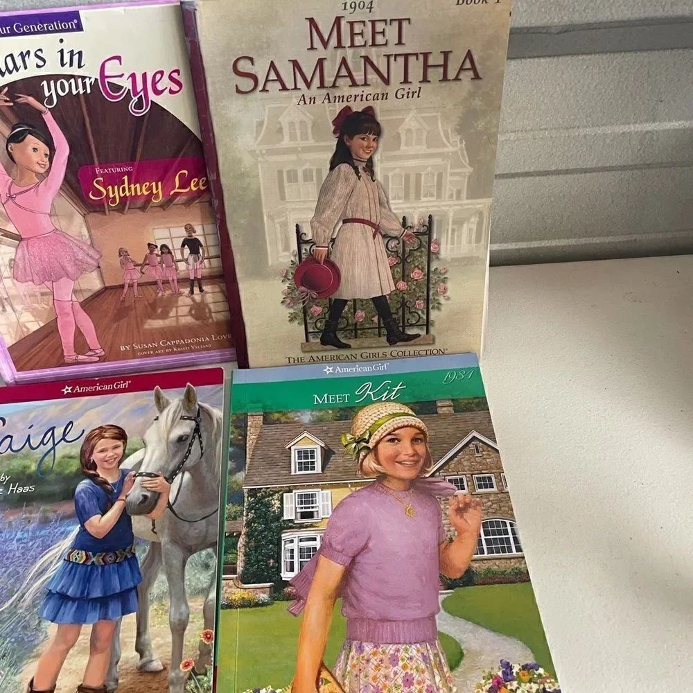 9 American girl Books - Picture 5 of 6